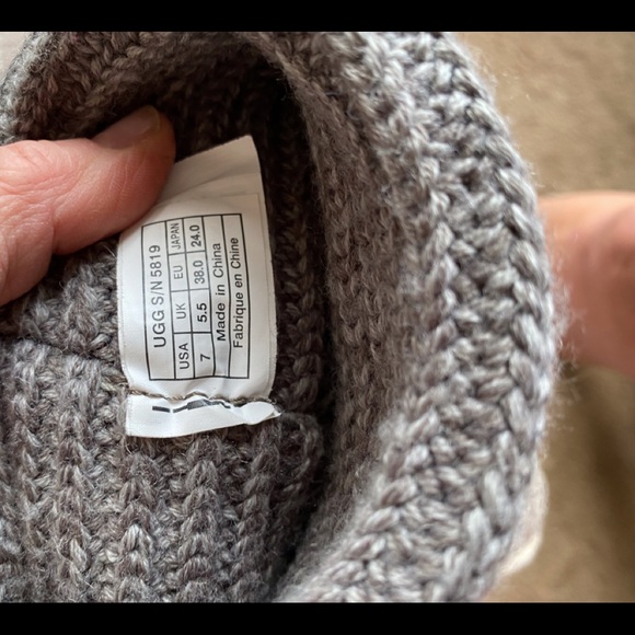 UGG knitted boots - Picture 11 of 14